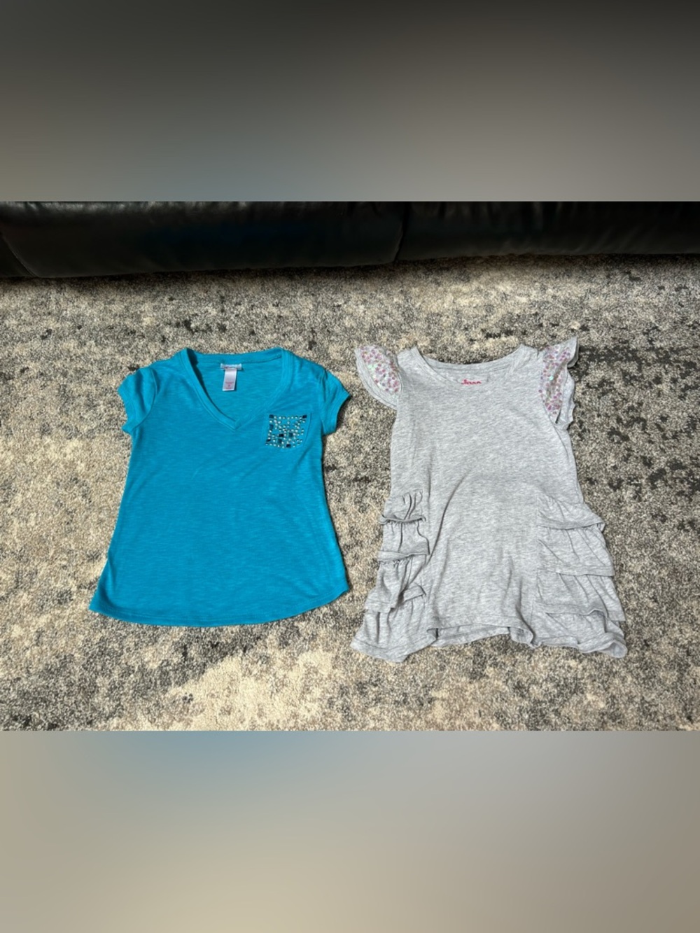 Girls size 6 short sleeved tops